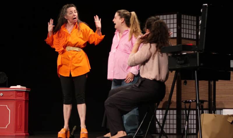 Trois Femmes au bord de la crise de mère ©Nina Fremy - Le Zéphyr Châteaugiron 2026